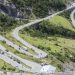 Jalan Stelvio, Trek Terbaik untuk Menaklukkan 48 Tikungan Sangat Tajam