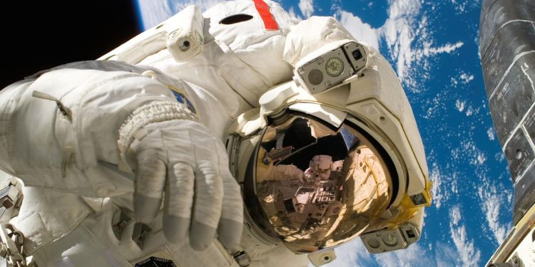 4 Astronaut Kembali ke Bumi Setelah Tinggal 5 Bulan di Luar Angkasa