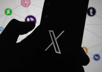 Netizen Mengeluh X Tidak Bisa Diakses saat Demo di DPR