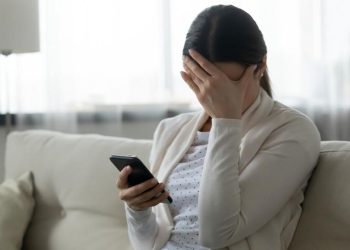 OJK Sebut 5 Alasan Mengapa Orang Indonesia Rentan Terhadap Scam Digital