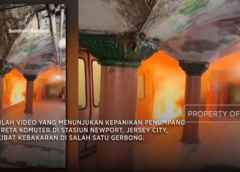 Kebakaran Kereta Komuter di AS, Penumpang Terpaksa Melarikan Diri