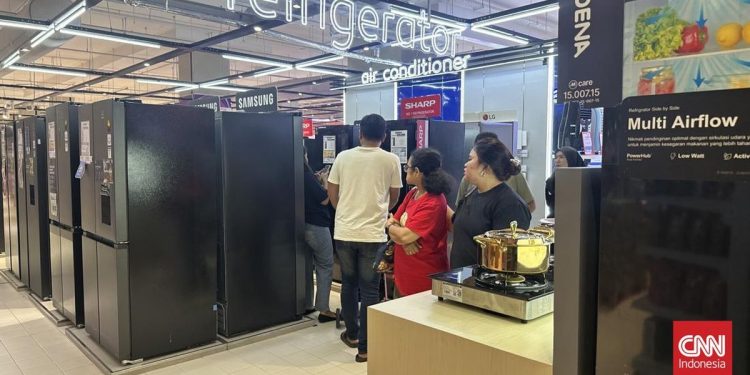 Lemari Es Diskon Menjadi Rp6 Jutaan di Sale Seharian Transmart