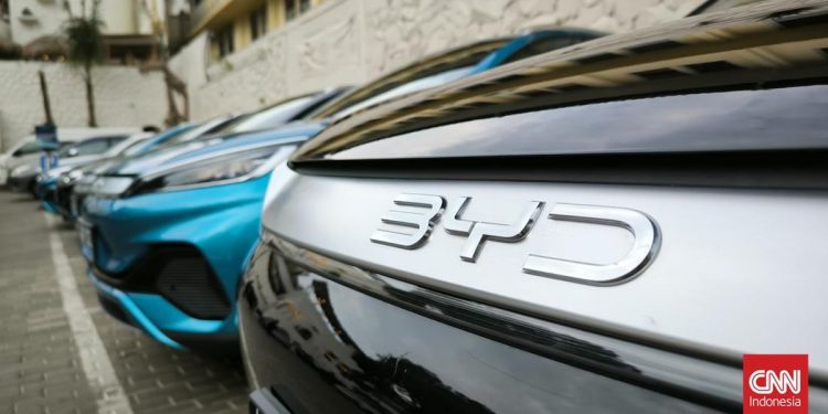 Harga Mobil Listrik Bekas di RI Turun Drastis