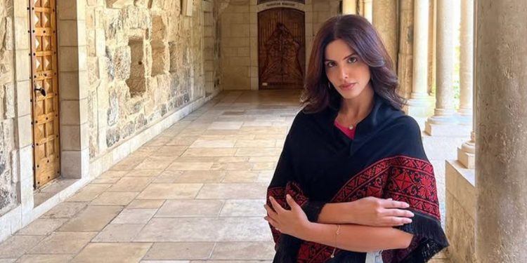 Miss Palestina Ikut Berkompetisi di Miss Universe untuk Pertama Kalinya