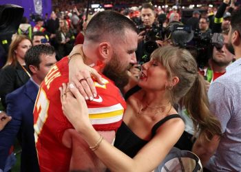 Perjalanan Cinta Taylor Swift dan Travis Kelce Menuju Tunangan