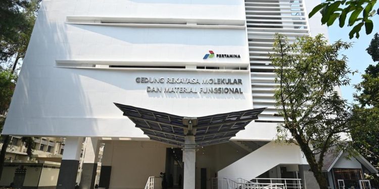 Inovasi Pendidikan Tinggi, Pembangunan Gedung Riset di ITB