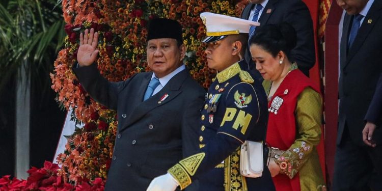 Jas Double Breasted Membuat Pria Terlihat Lebih Keren Menurut Prabowo
