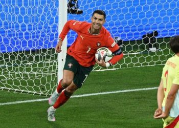 3 Pemain Sepak Bola Miliuner Termasuk Ronaldo dan Pangeran Brunei