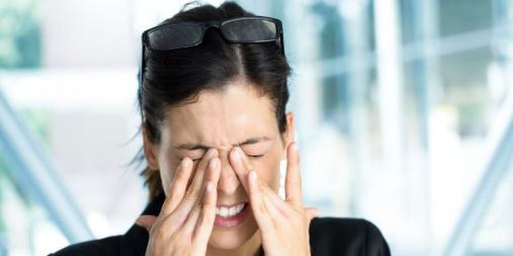 9 Tanda Dini yang Menunjukkan Kamu Perlu Memeriksakan Mata ke Dokter