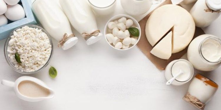 5 Produk Susu Terbaik Tinggi Kalsium yang Mungkin Sering Kamu Minum