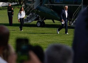 Cucu Donald Trump Jual Sweater dengan Harga Rp2,2 Juta