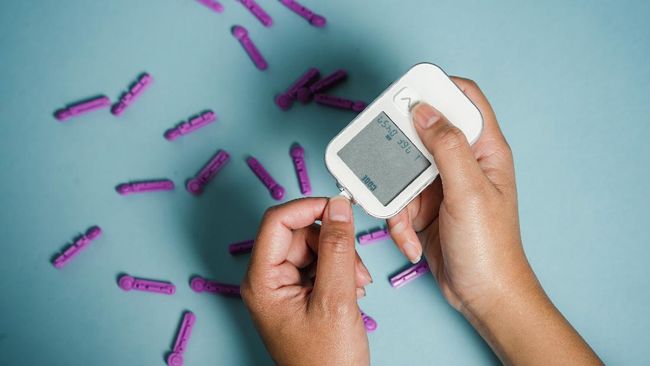 Cek Gula Darah Rutin Langkah Mudah Mengatasi Diabetes