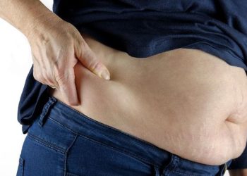 4 Kebiasaan Penyebab Perut Buncit pada Warga Indonesia Selain Nasi