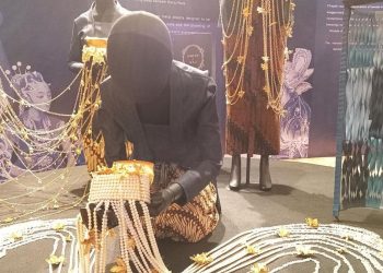 Kilau Perhiasan dan Nilai Budaya Perajin Perak di Desa Tertua Bali