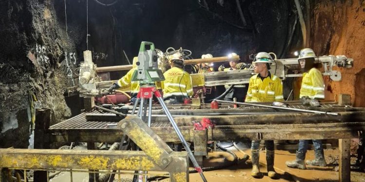 Tantangan Evakuasi 7 Pekerja Terjebak di Tambang Freeport