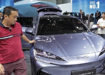Penjualan Mobil Listrik Turun Lebih dari 50 Persen September 2025