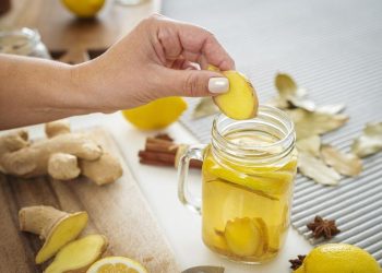 6 Khasiat Air Rebusan Jahe dan Sereh untuk Kesehatan Tubuh yang Bugar