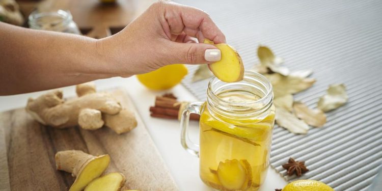 6 Khasiat Air Rebusan Jahe dan Sereh untuk Kesehatan Tubuh yang Bugar