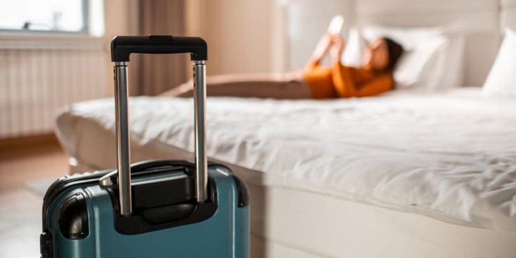 Bukan Alarm, Hotel Ini Bangunkan Tamu dengan Aroma Kopi dan Daging Asap