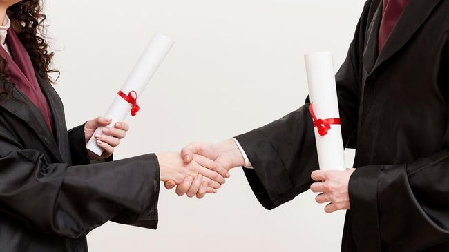 10 Jurusan Kuliah yang Sering Menyebabkan Penyesalan dan Alasan di Baliknya