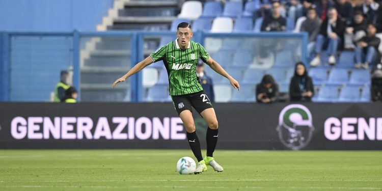 Rotasi Lini Belakang Sassuolo, Jay Idzes Tetap Tak Terganti