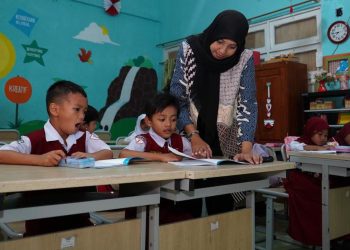 Dilema Guru Menghadapi Perilaku Ajaib Siswa, Apa Solusinya?