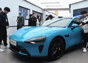 Mobil Listrik Parkir Tiba-tiba Jalan Sendiri Menghebohkan di China