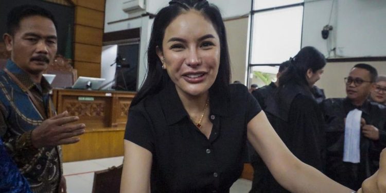 Nikita Mirzani Ajukan Banding Terhadap Vonis Penjara 4 Tahun
