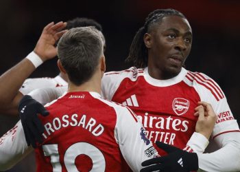 Kasih Trofi Liga Inggris Langsung ke Arsenal Saat Ini?