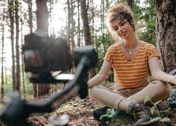 Kaji Pentingnya Sertifikasi untuk Influencer Menyusul Kebijakan China