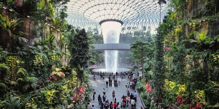 Pelancong Akan Menghadapi Kesulitan Masuk Singapura Mulai 2026, Berikut Alasannya