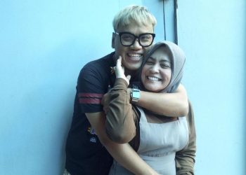 Video Hoax Astrid Kuya Dituduh Tidak Berdiri Saat Lagu Indonesia Raya
