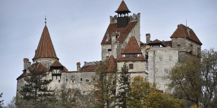 Negara Kelahiran Vampir Akan Membangun Taman Hiburan Dracula Land