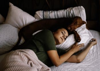 Banyak Tidur di Akhir Pekan Dapat Memperpanjang Umur Berdasarkan Penelitian Ini