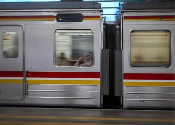 KRL Akan Disambung Sampai Cikampek dan Sukabumi Tahun Depan