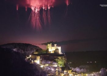 Ubur-ubur Merah Raksasa di Langit, Ini Penjelasan dari NASA