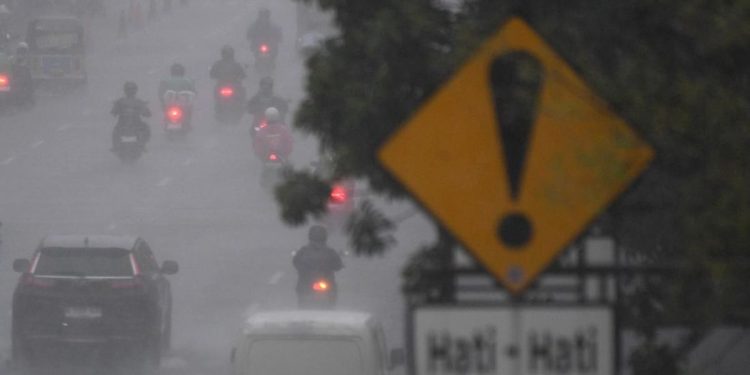 Bibit 93S Berpotensi Menjadi Siklon Tropis dan Dampaknya Harus Diwaspadai