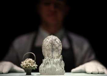 Telur Faberge Bertahtakan Berlian Terjual 504 Miliar Rupiah dalam Lelang