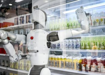Robot Canggih Gantikan Pegawai Toko Ritel di China
