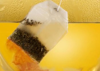 Merendam Teh Celup Terlalu Lama Berbahaya Menurut Dokter