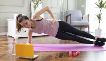 Olahraga dan Skincare untuk Kulit Glowing yang Lebih Sehat