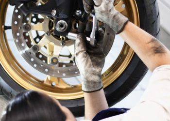 Dukungan Kemenhub untuk Rem Motor ABS demi Keselamatan Berkendara