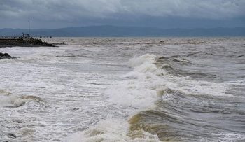 Siklon Nokaen Sebabkan Gelombang Tinggi di Beberapa Perairan Indonesia