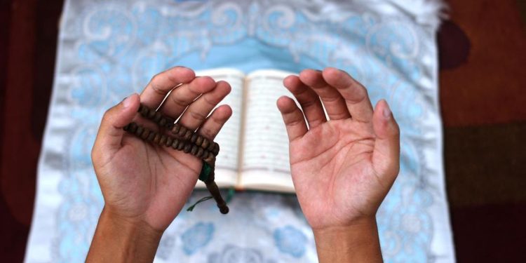 Makna Membaca Surat Yasin Tiga Kali di Malam Nisfu Sya’ban