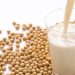 7 Khasiat Susu Kedelai untuk Kesehatan dari Jantung hingga Menopause