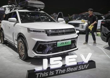 J5 EV Jaecoo dan Inovasi Teknologi Interaktif di Kemayoran